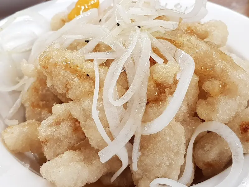 양파가 듬뿍 올려진 탕수육