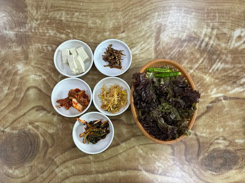 병산손국수 밑반찬