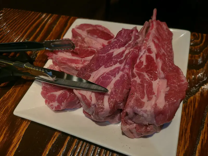 신선한 양갈비와 양등심의 자태