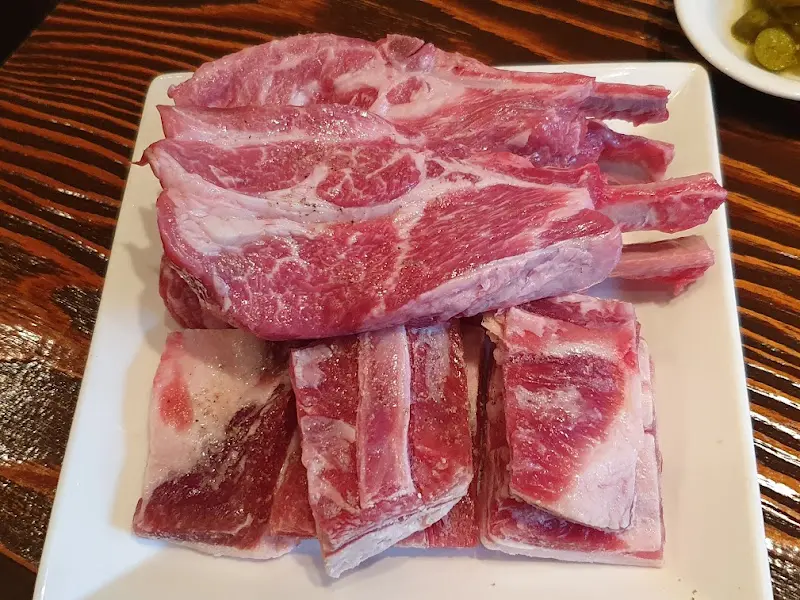 푸짐한 양갈비 한 상