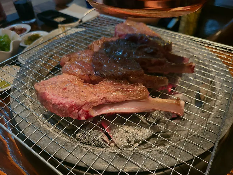 맛있게 익은 양갈비