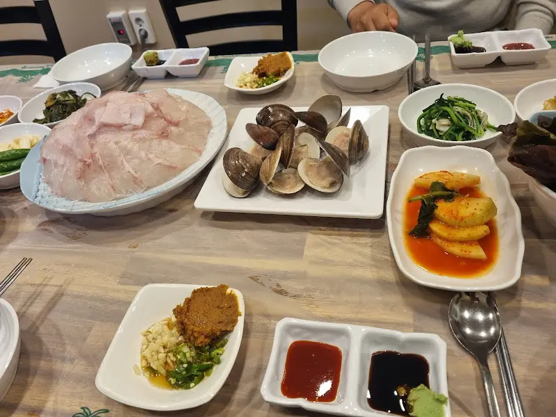 싱싱한 해산물 한 상 차림