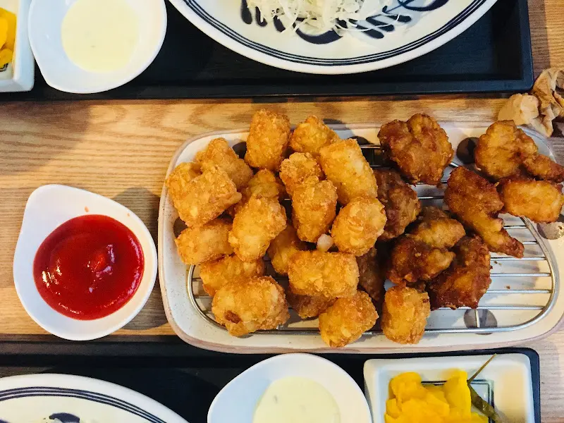 카츠와 함께 곁들여 먹기 좋은 튀김들