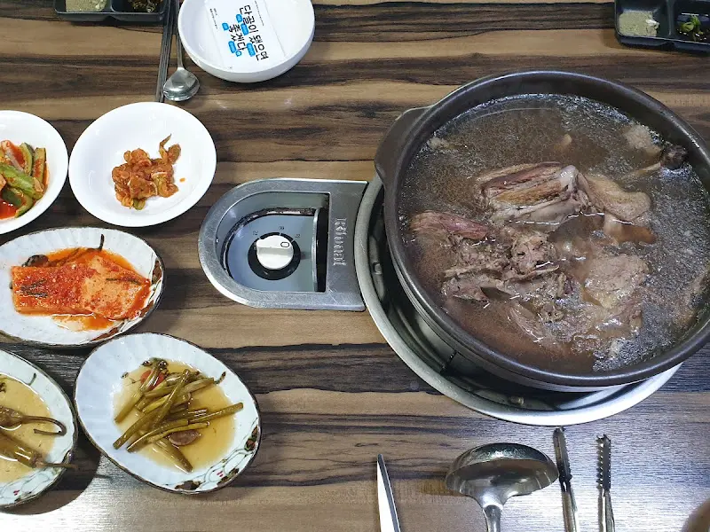 백숙 한 상 차림