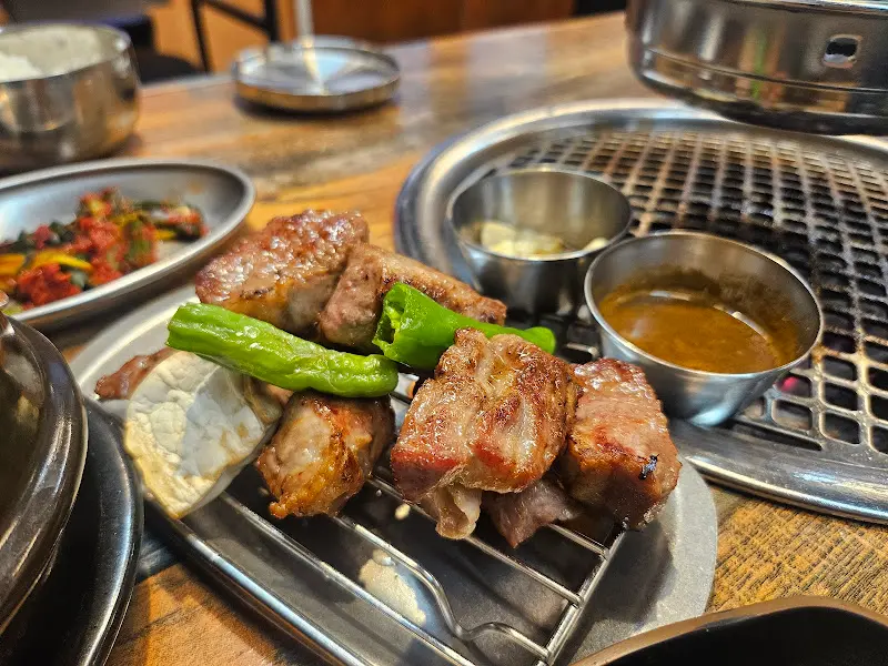 잘 익은 숙성 돼지고기