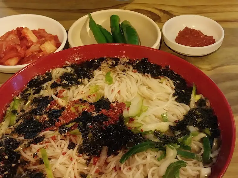 비빔국수