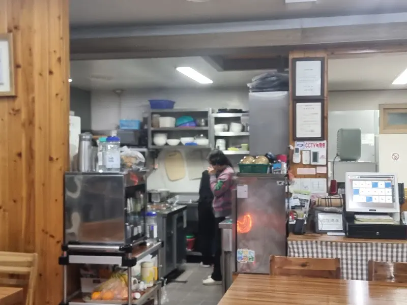 손가네 곰국수 설렁탕 내부