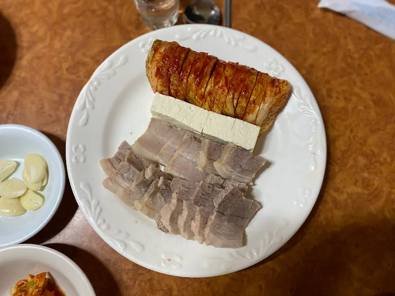 보쌈과 김치의 조화