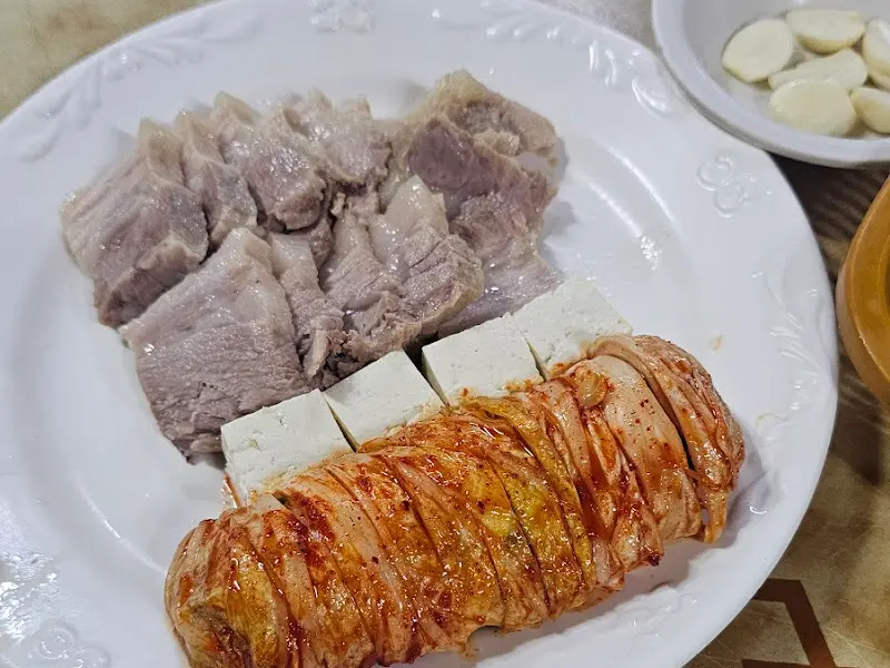 보쌈과 김치의 아름다운 조화