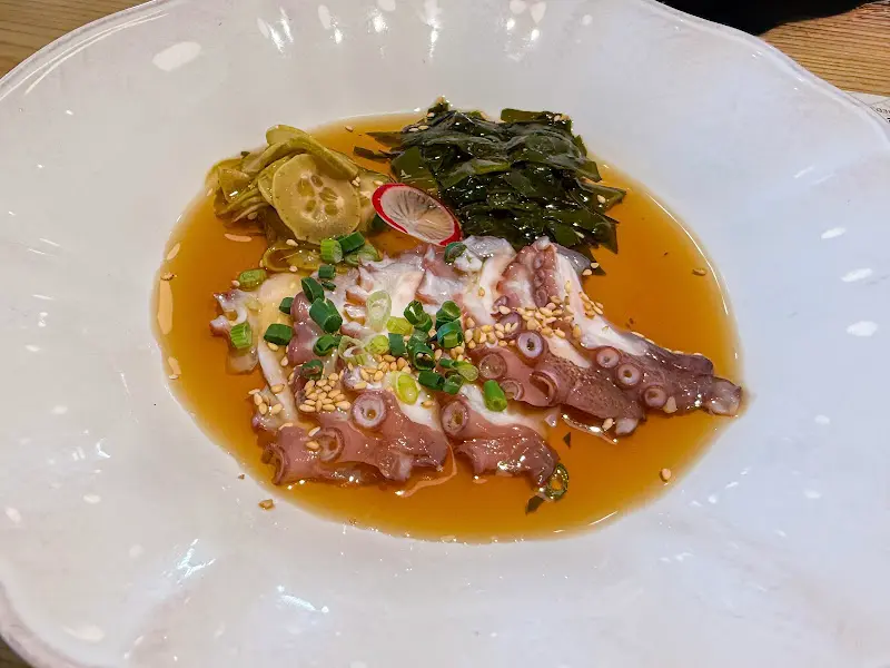 탱글탱글 문어숙회