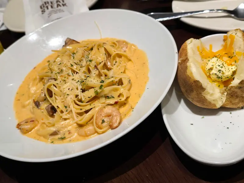 파스타와 구운 감자