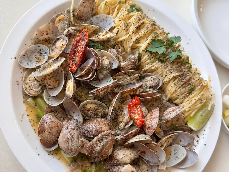 조개 파스타 전체샷