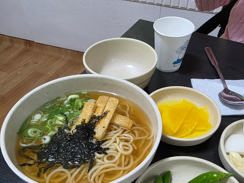 가락국수의 비주얼