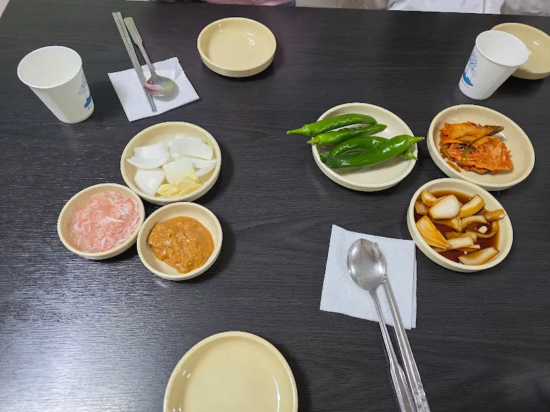 상차림 전체 모습