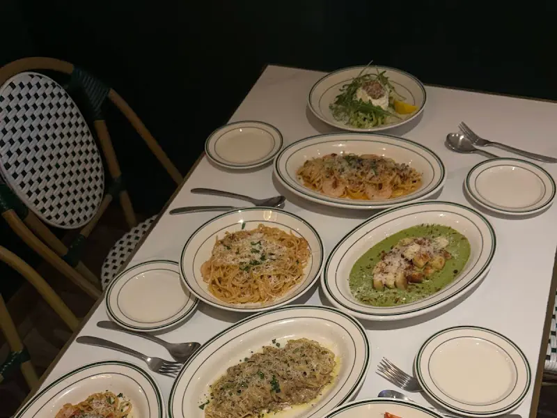 Grino Seongsu 테이블 세팅