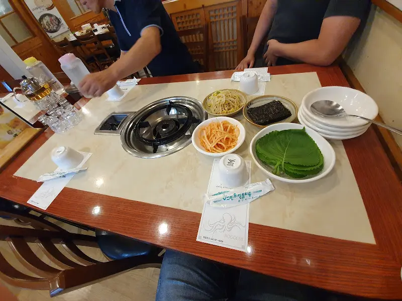 깔끔한 테이블 세팅