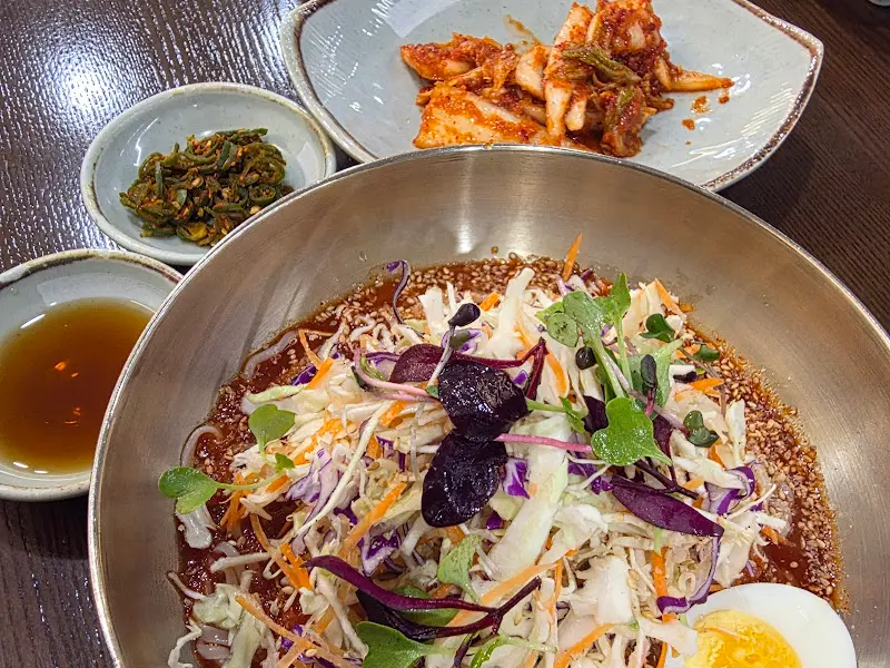 비빔국수의 모습