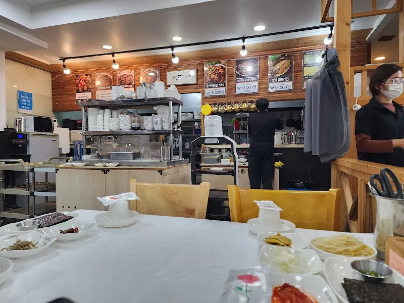 식당 내부 모습