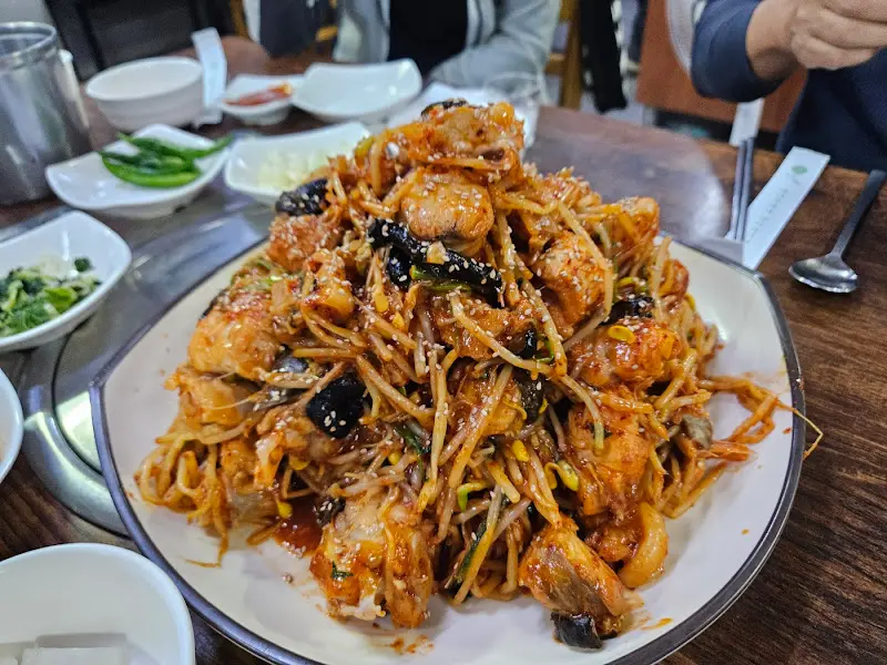 윤기가 흐르는 아구찜