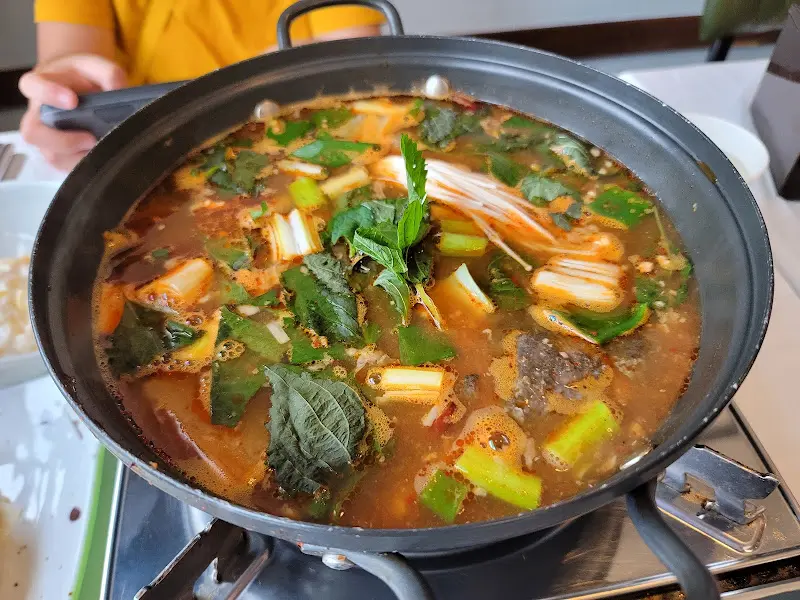 보글보글 끓는 매운탕