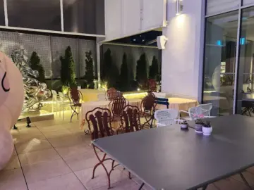 혼자여도 괜찮아, 성북동 유로세븐틴에서 찾은 맛과 분위기의 조화로운 성북 맛집