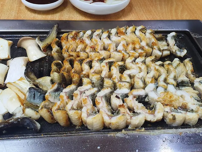 장어와 함께 구워먹는 버섯