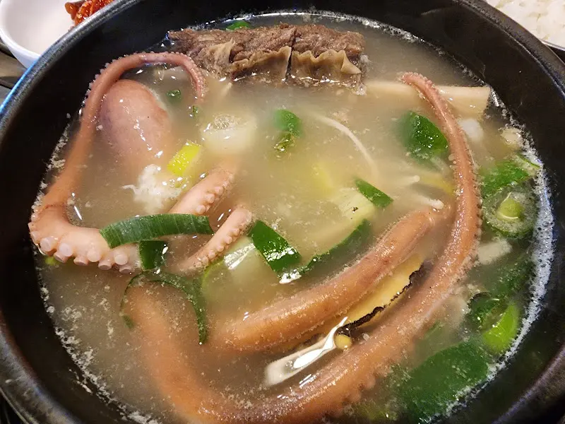 푸짐한 갈낙탕의 비주얼