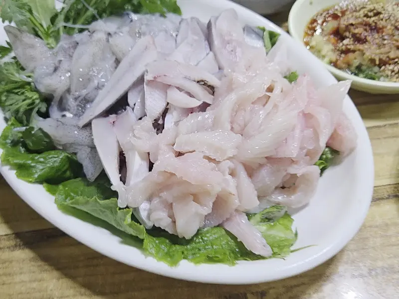 멍텅구리의 또 다른 메뉴, 싱싱한 회