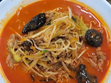 “그 짬뽕, 과학적으로 분석해 봤습니다” – 차돌박이의 깊은 맛, OO동 맛집 중화요리