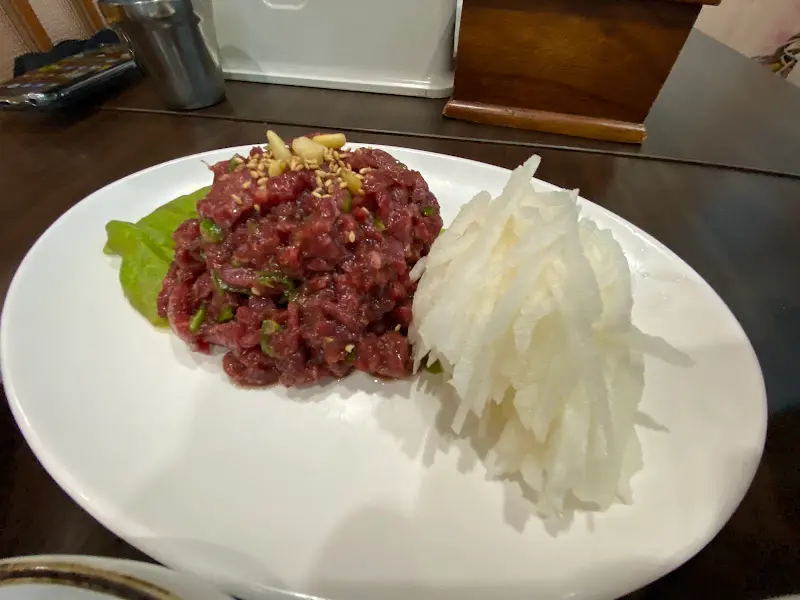 신선함이 가득한 울릉도 약소 육회