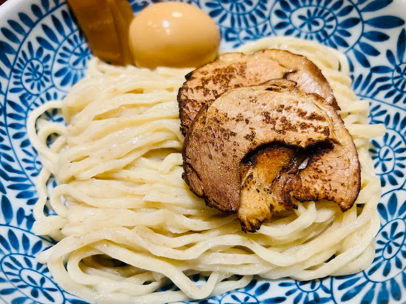 차슈가 올려진 츠케멘