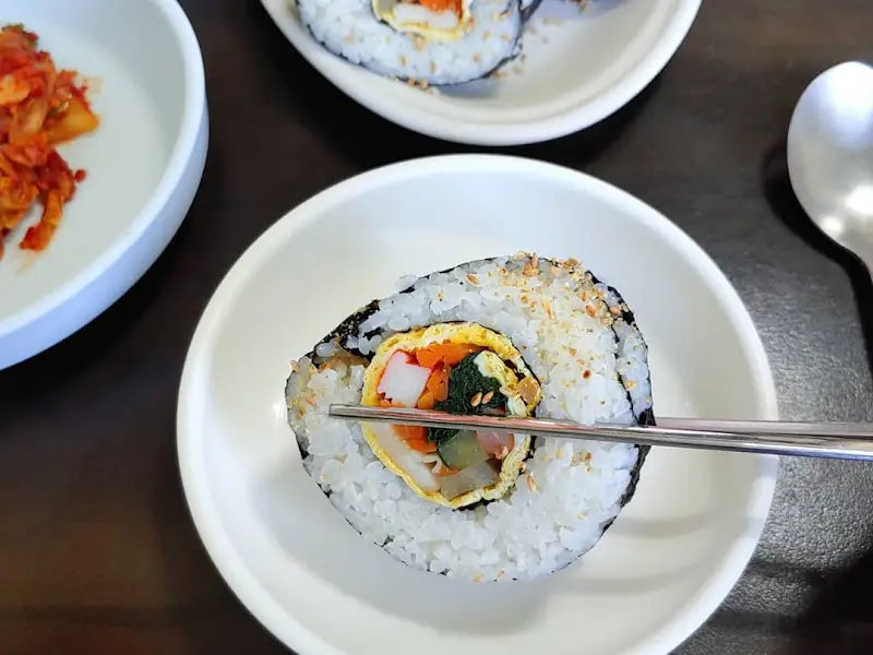 진주양분식 김밥 디테일