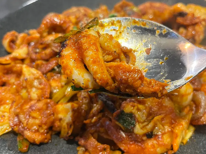 매콤한 쭈꾸미 한 입