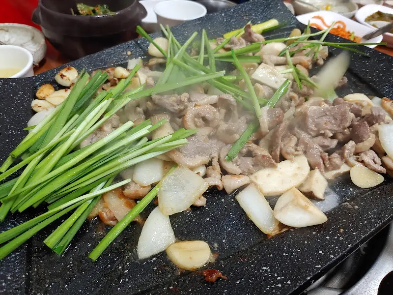 풍성집 오리 로스 굽는 모습