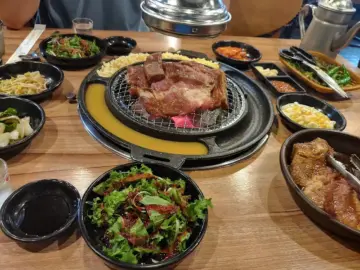 거제에서 혼밥러의 행복, 기다려서 먹을 만한 가성비 끝판왕 갈비 맛집 정복기