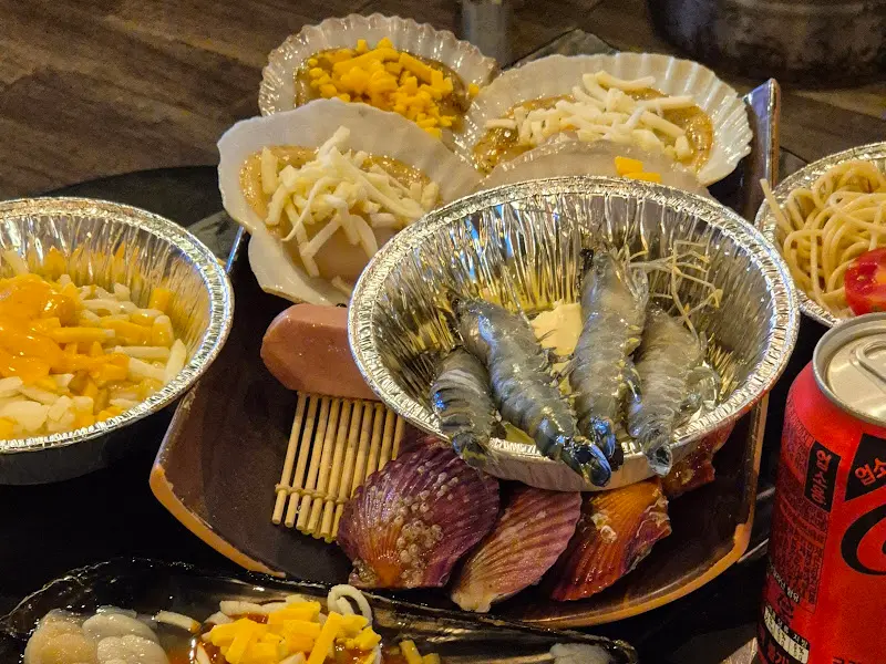 다양한 해산물 모듬