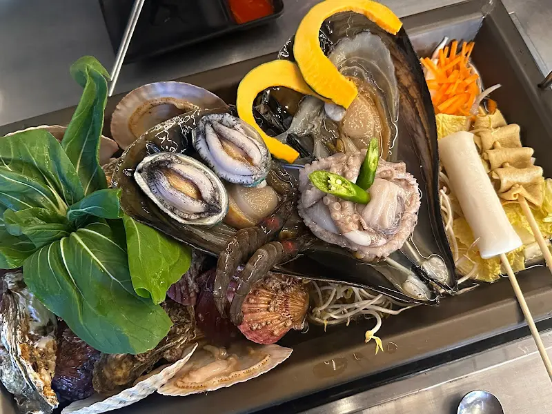 싱싱한 조개 전골