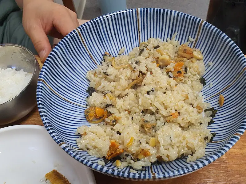 오징어볶음 양념에 비벼 먹는 밥