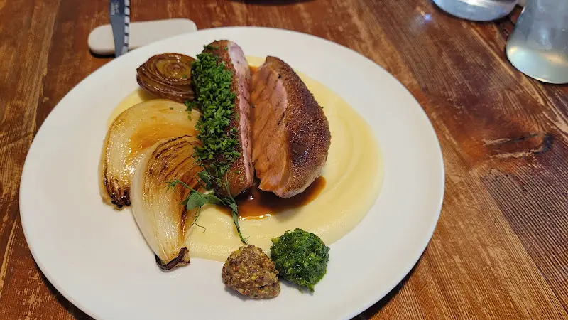 240 오리 스테이크