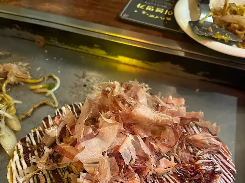 오코노미야키 근접샷