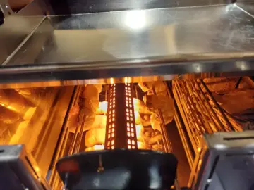 돌아가는 장어, 그 과학적 쾌감! 숨은 대전 맛집 탐험기