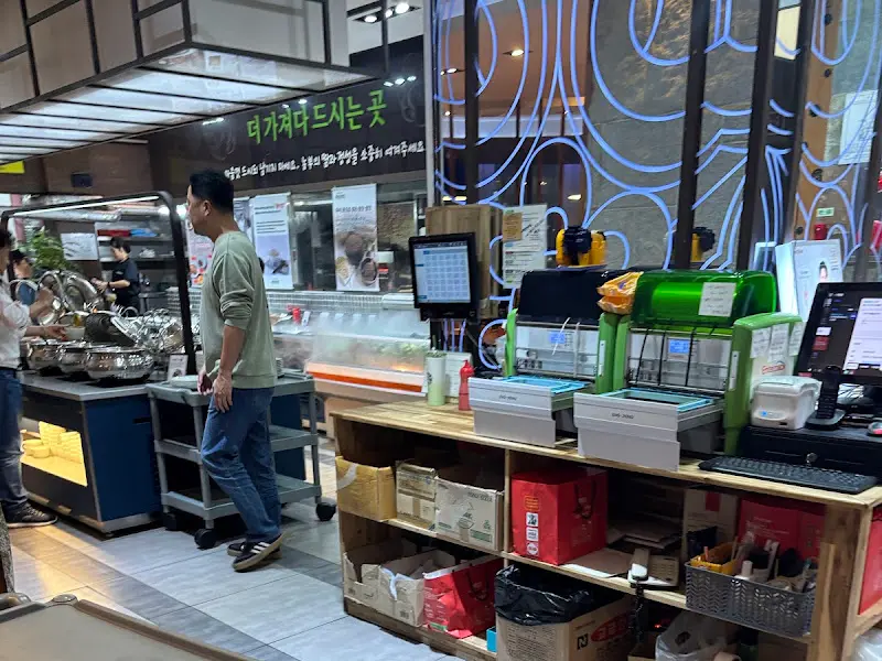 계산대 앞 판매대