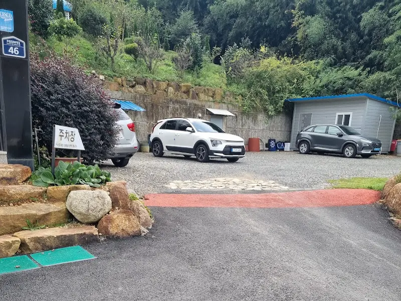 바다상회 해물칼국수 주차장