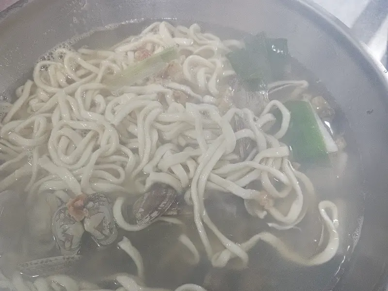 바지락칼국수