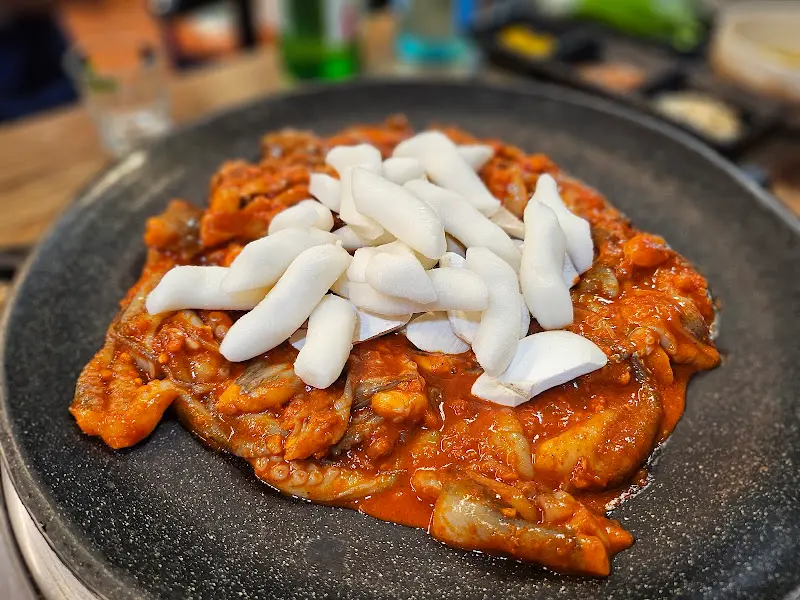 쭈꾸미와 떡사리