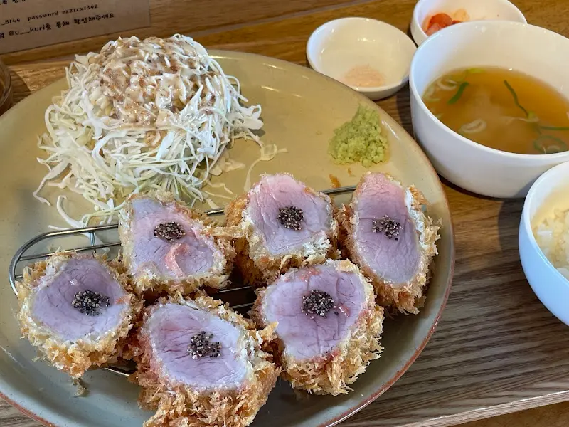 윳쿠리 전체 상차림