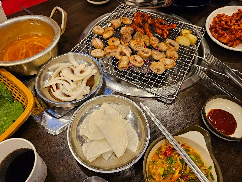 다양한 곁들임 메뉴