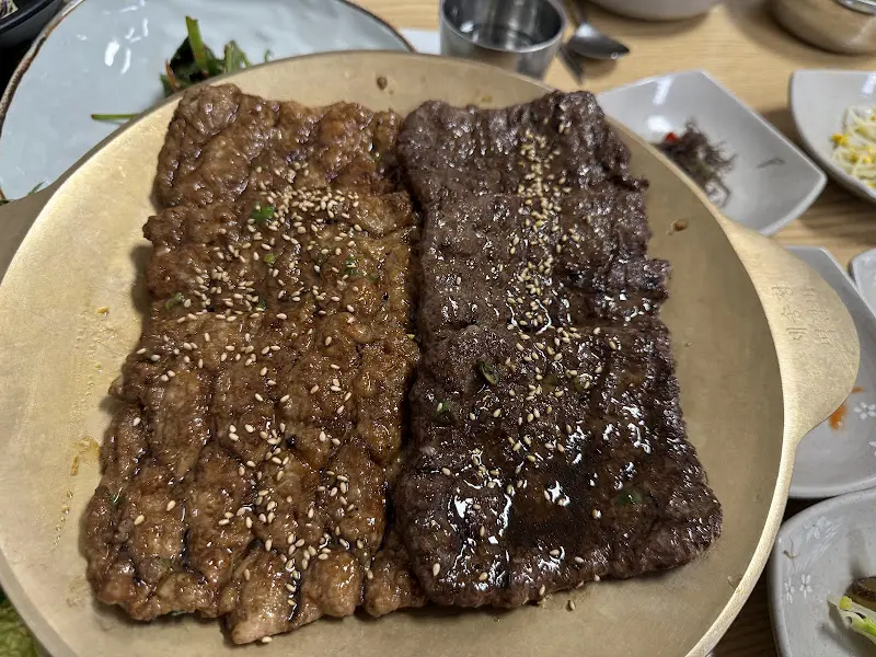 윤기 흐르는 떡갈비