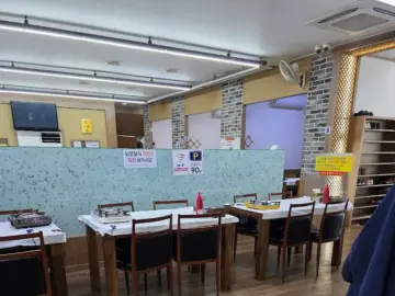 광주 상무지구 맛집, 영미오리탕에서 맛보는 깊고 진한 추억의 오리탕 한 그릇