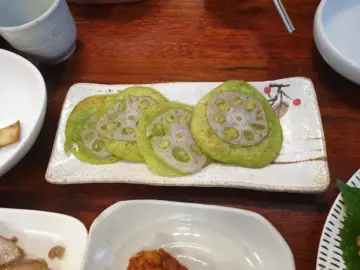 상림공원의 정취를 담은 함양 맛집, 옥연가의 연잎밥 향연